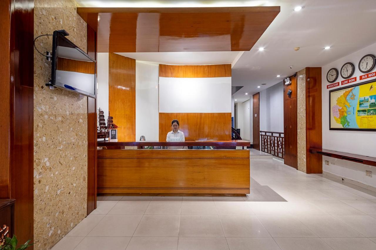Centersea Hotel Нячанг Екстер'єр фото